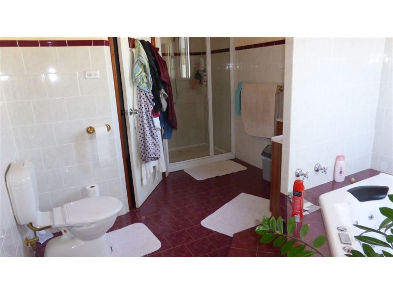 52 Dapville Street, Cobar NSW 2835