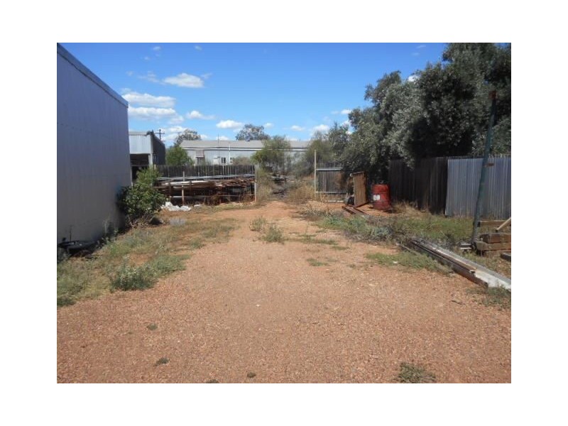 Lot 51 dapvielle, Cobar NSW 2835