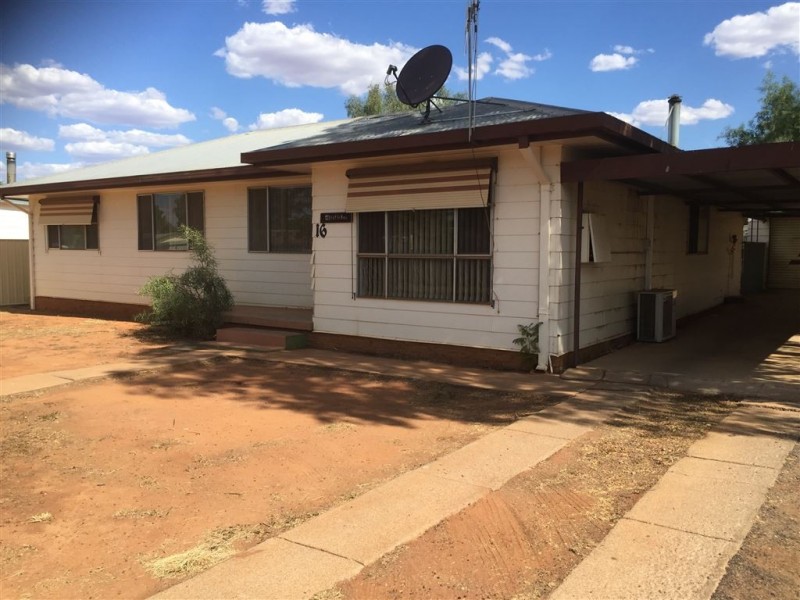 16 Irwin Street, Cobar NSW 2835