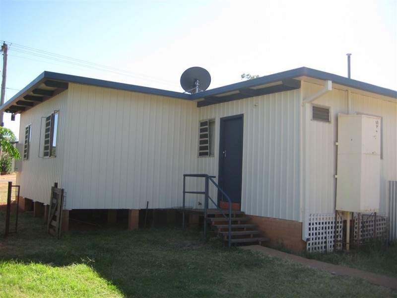 B/24 Matthews, Cobar NSW 2835