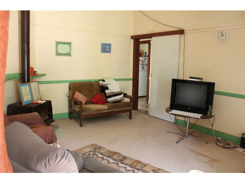 20 Louth Road, Cobar NSW 2835