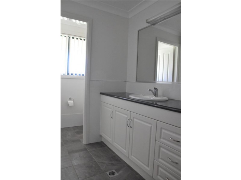 12 Echidna Avenue, Cobar NSW 2835