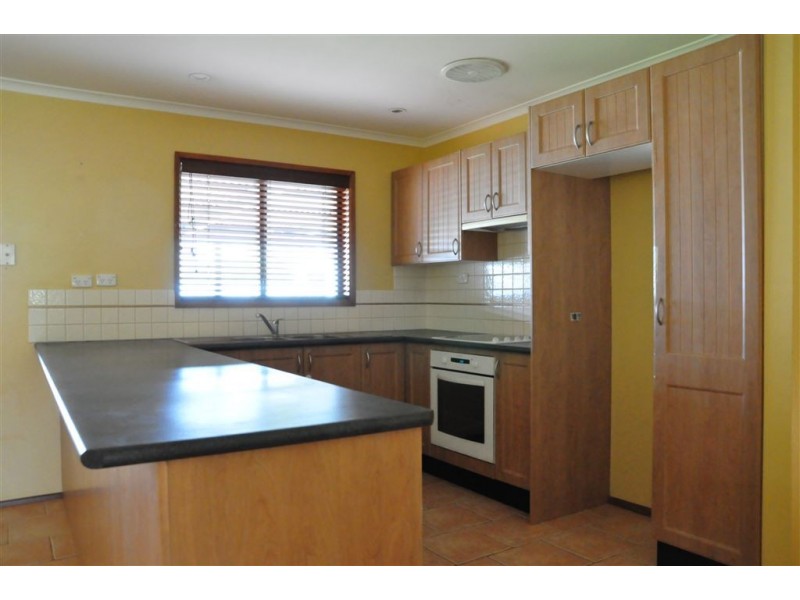 16 Tindera Street, Cobar NSW 2835