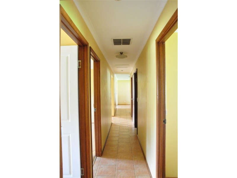 16 Tindera Street, Cobar NSW 2835