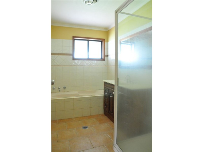 16 Tindera Street, Cobar NSW 2835