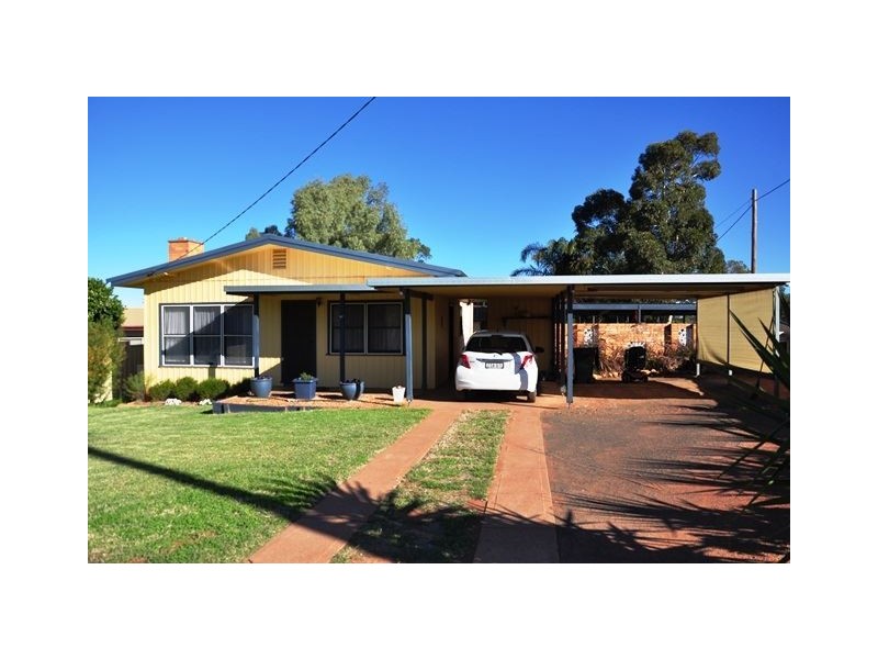 10 Wetherell Crescent, Cobar NSW 2835
