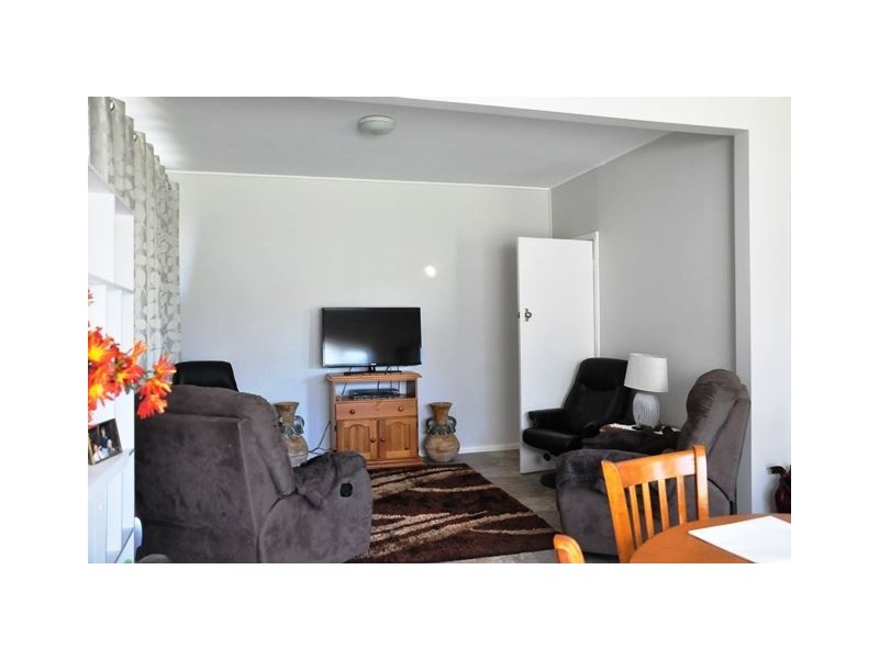 10 Wetherell Crescent, Cobar NSW 2835