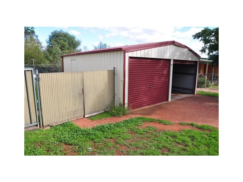 6 Prince Street, Cobar NSW 2835