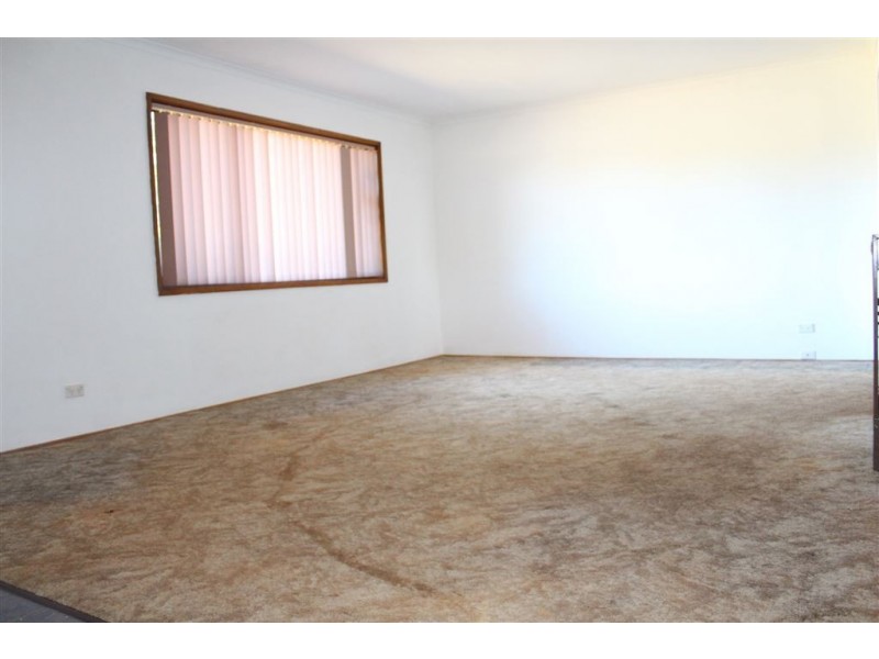 8 Cypress, Cobar NSW 2835