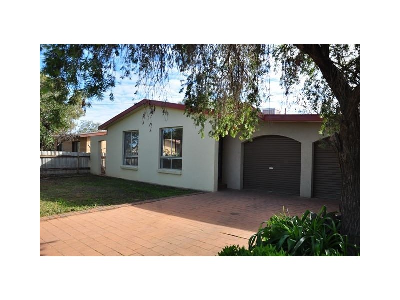 5 Conduit Street, Cobar NSW 2835