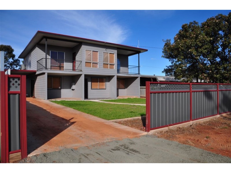 11 Bourke Road, Cobar NSW 2835