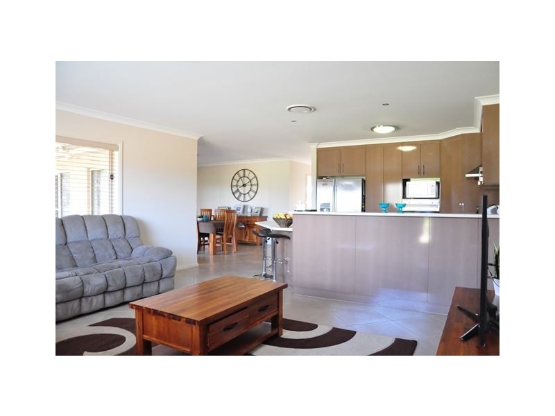 16 Annie’s Lane, Cobar NSW 2835