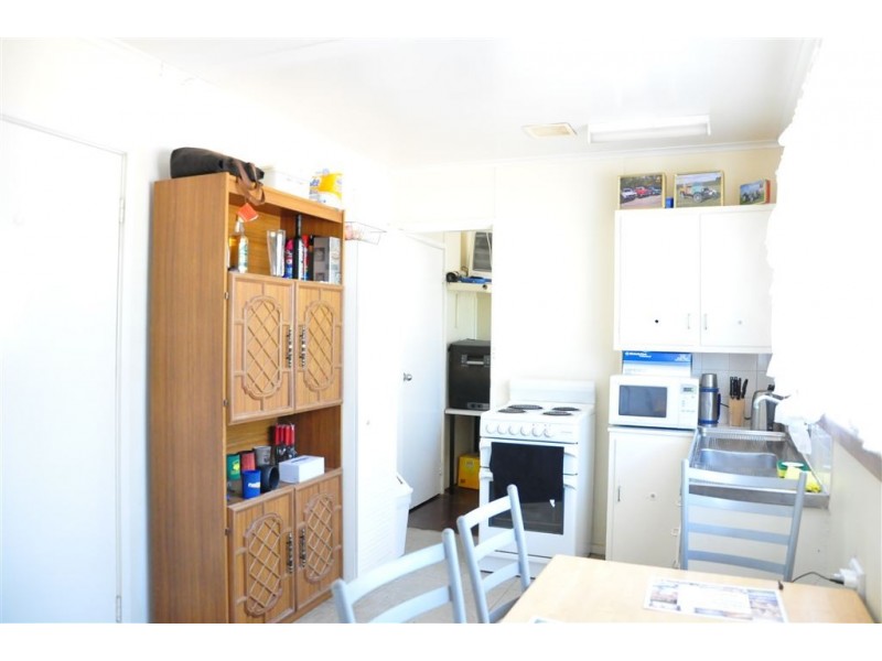 16 Mopone Street, Cobar NSW 2835