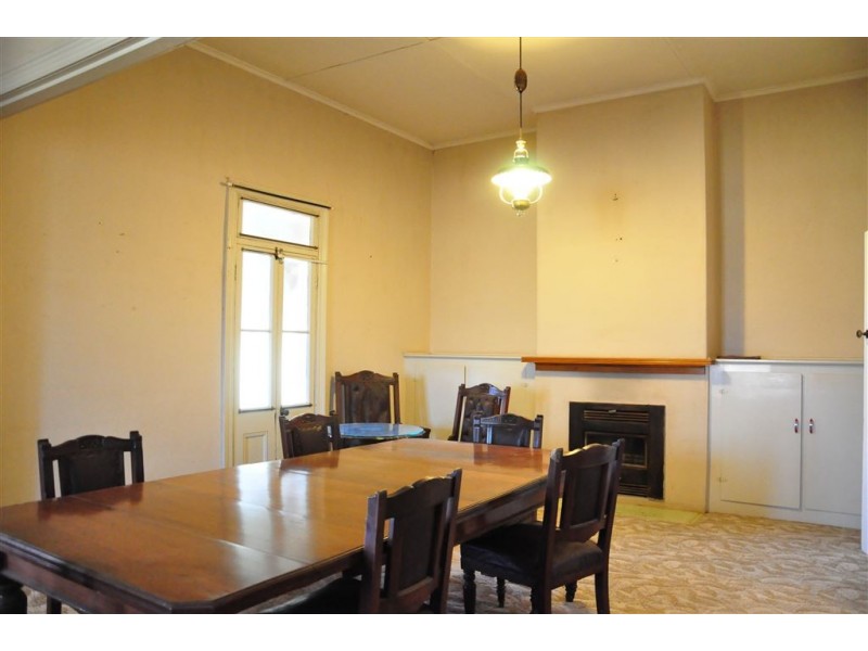 13 Murray Street, Cobar NSW 2835