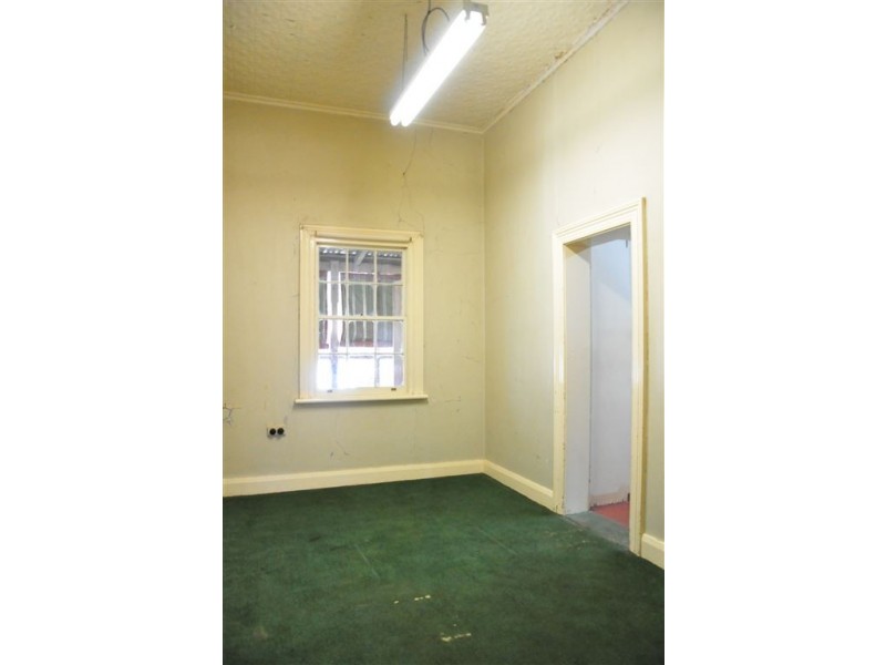 13 Murray Street, Cobar NSW 2835