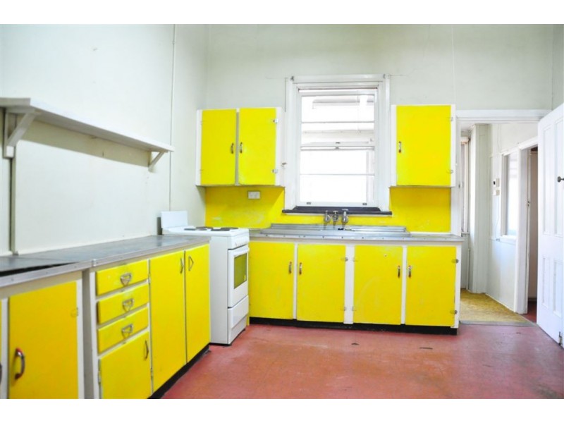 13 Murray Street, Cobar NSW 2835