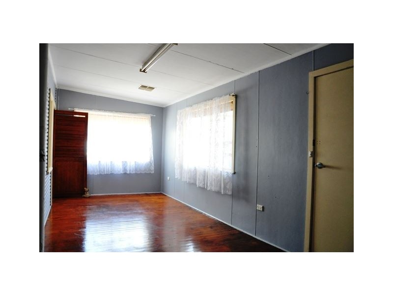 37 Margaret Street, Cobar NSW 2835