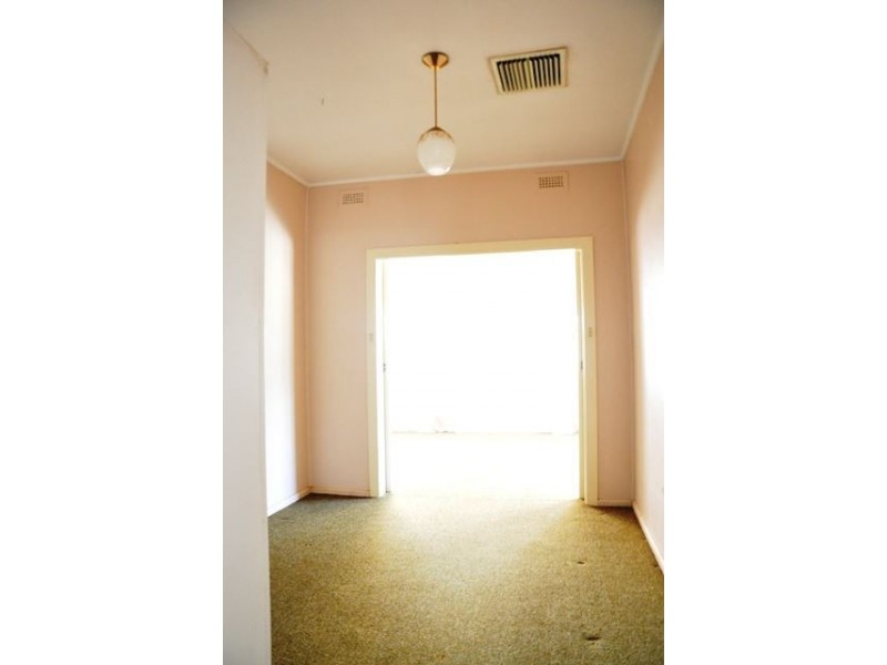 37 Margaret Street, Cobar NSW 2835