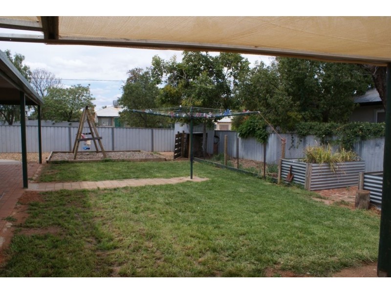 19 Murray Street, Cobar NSW 2835