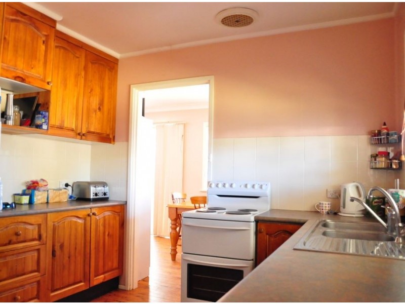 31 Monaghan Street, Cobar NSW 2835