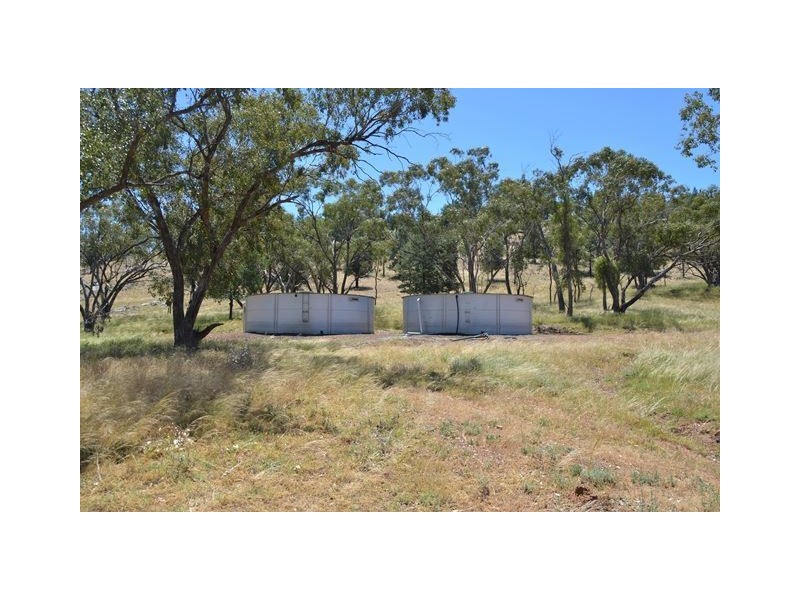 * Mount Hope Station, Hillston NSW 2675