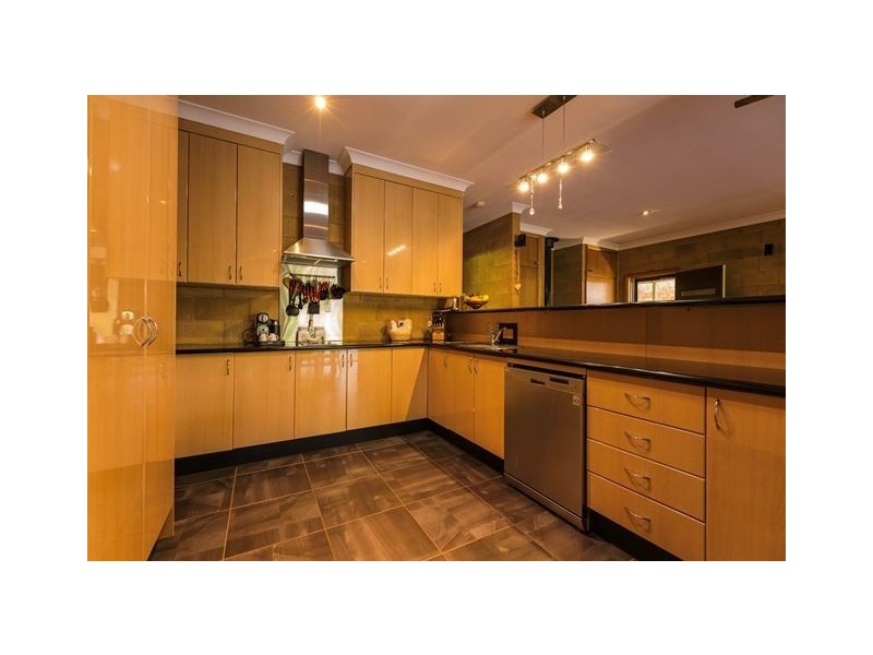 16 Harcourt Street, Cobar NSW 2835