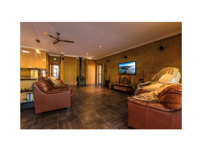 16 Harcourt Street, Cobar NSW 2835