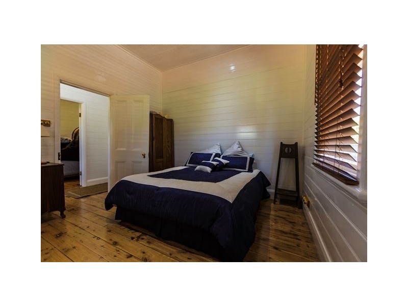 16 Harcourt Street, Cobar NSW 2835