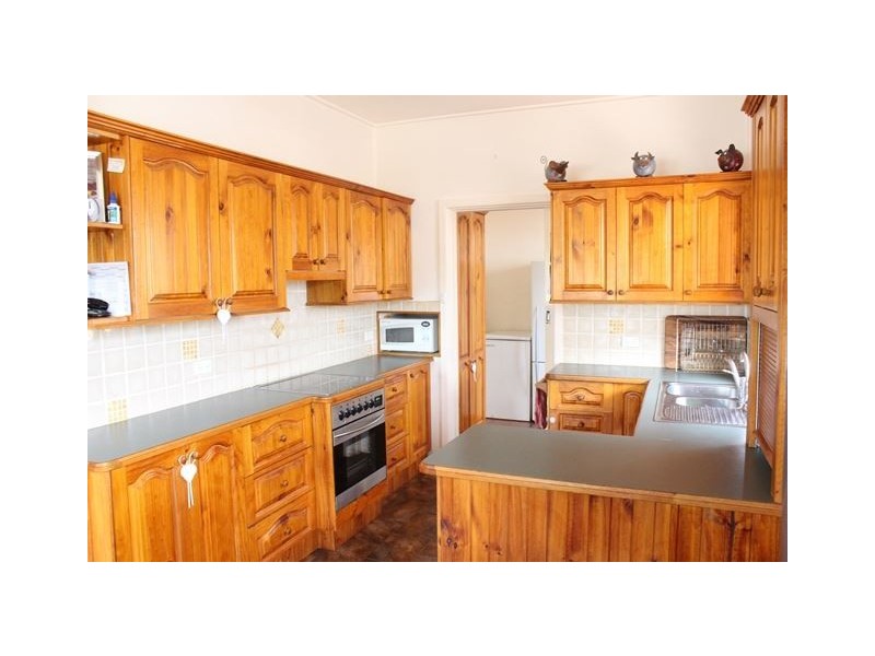 11 Booroomugga Street, Cobar NSW 2835