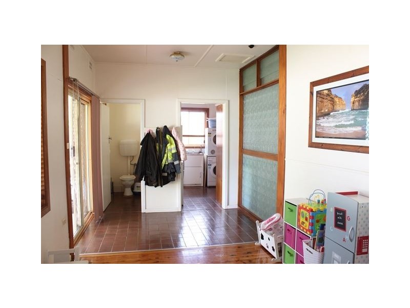 11 Booroomugga Street, Cobar NSW 2835