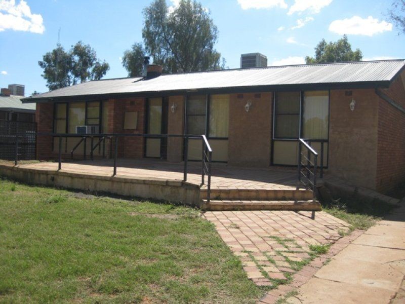 3 Brennan Street, Cobar NSW 2835