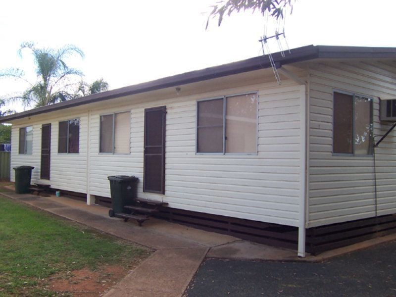 25 Tindera Street, Cobar NSW 2835