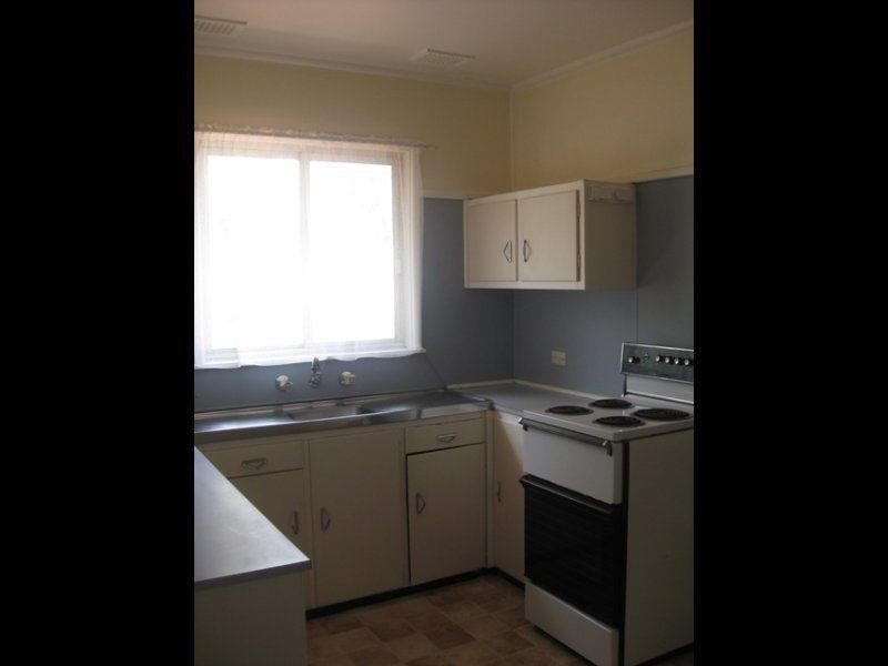 49 Green St, Cobar NSW 2835