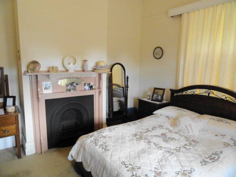 33 Nott Street, Melrose SA 5483