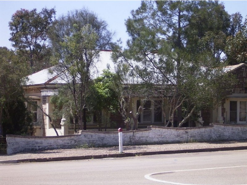 24-26 Nott Street, Melrose SA 5483