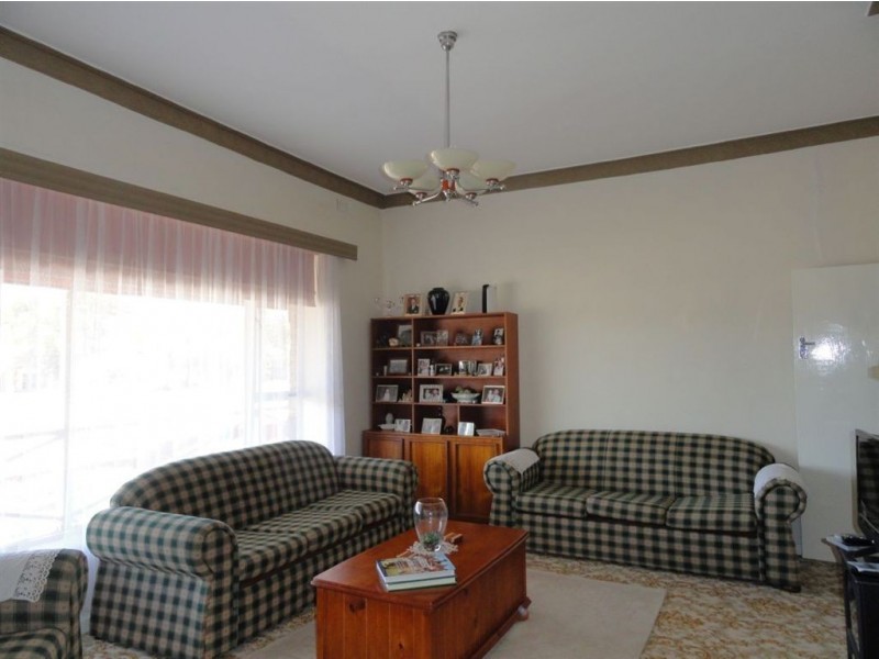 27 Nott Street, Melrose SA 5483