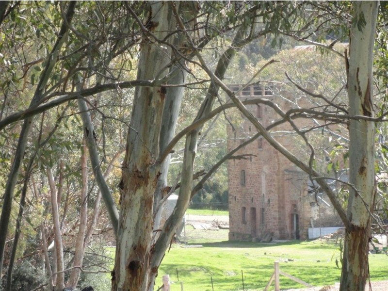 3 Searle Street, Melrose SA 5483