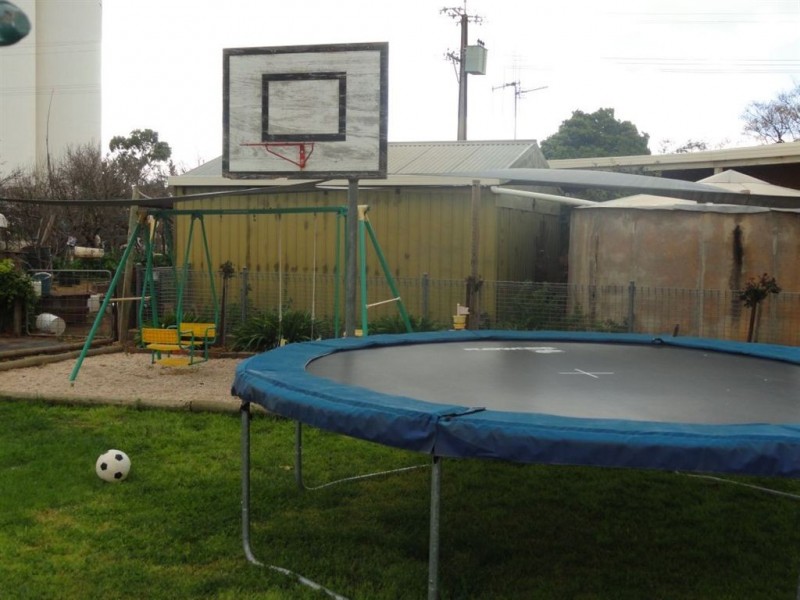 1 Arthur Street, Booleroo Centre SA 5482