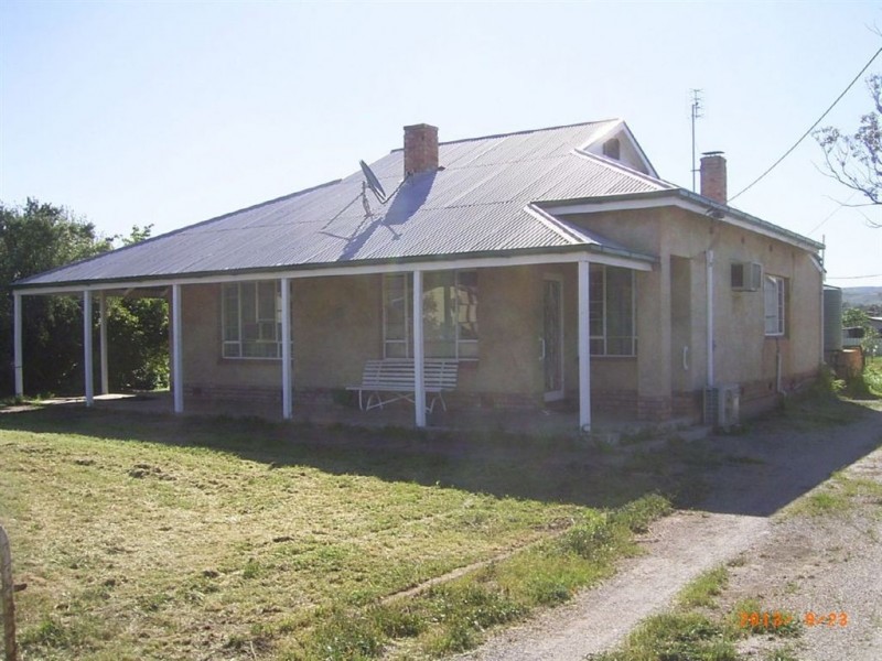 24 Holthouse Street, Wilmington SA 5485
