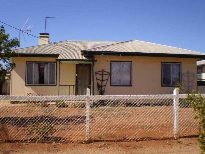170 Railway Terrace, Peterborough SA 5422