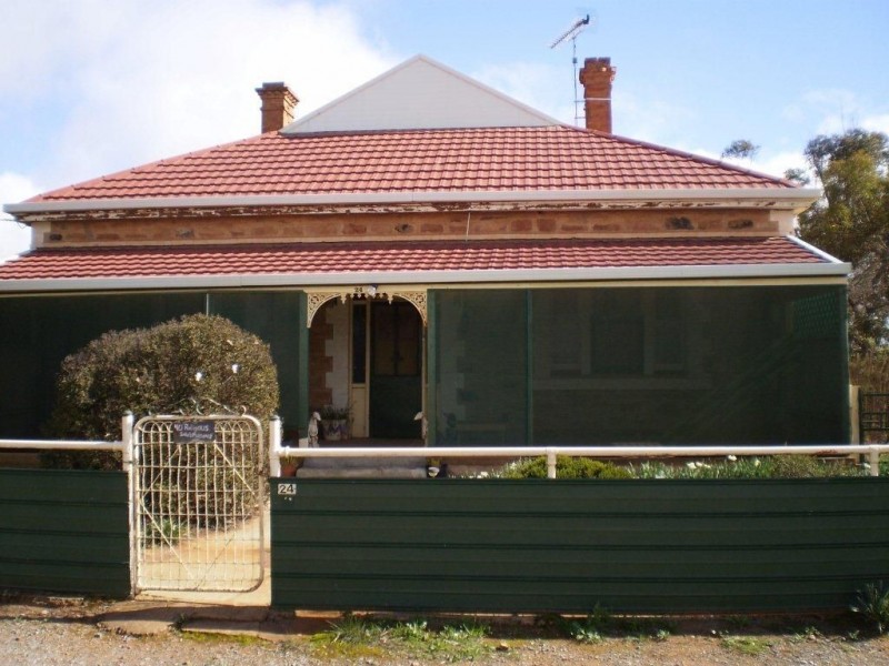 24 Mitchell Street, Terowie SA 5421