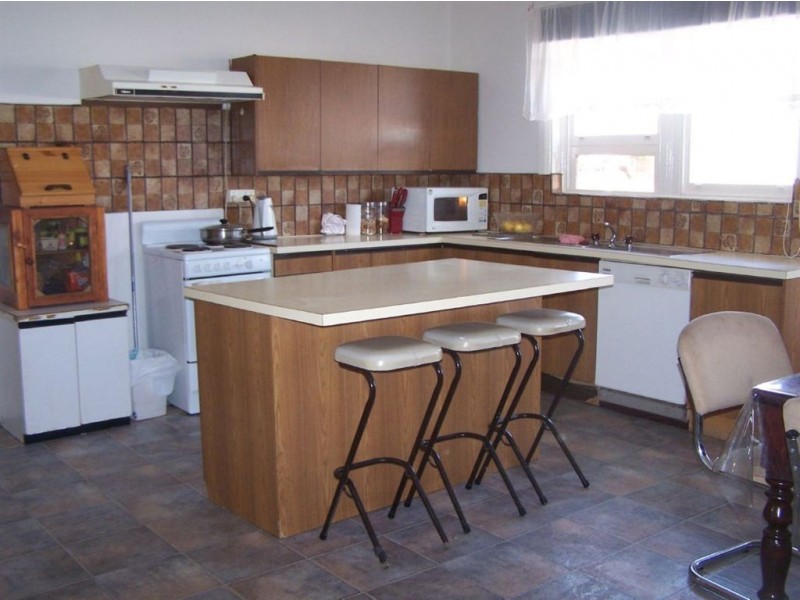 13 Railway Terrace, Minnipa SA 5654