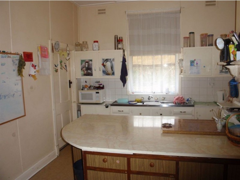 54 Barns St, Warramboo SA 5650