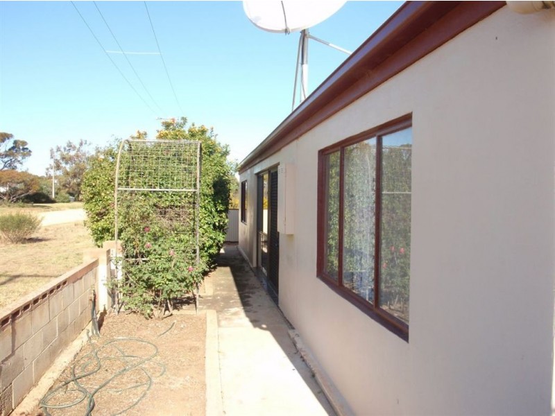36 Willoughby St, Yaninee SA 5653