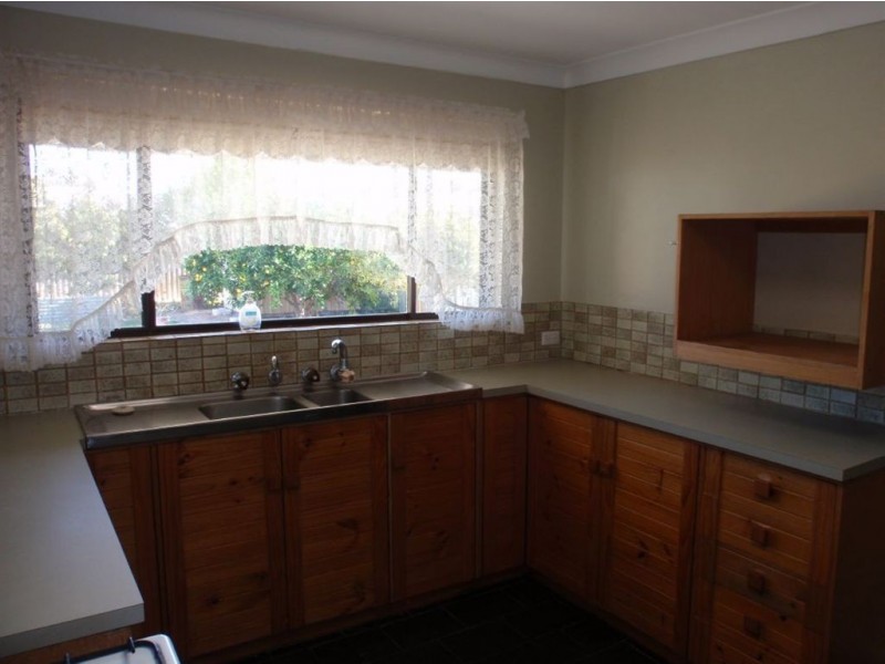 4 Oswald Street, Wudinna SA 5652