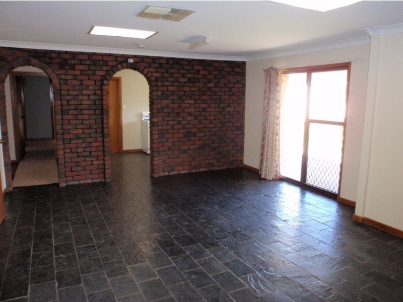 4 Oswald Street, Wudinna SA 5652