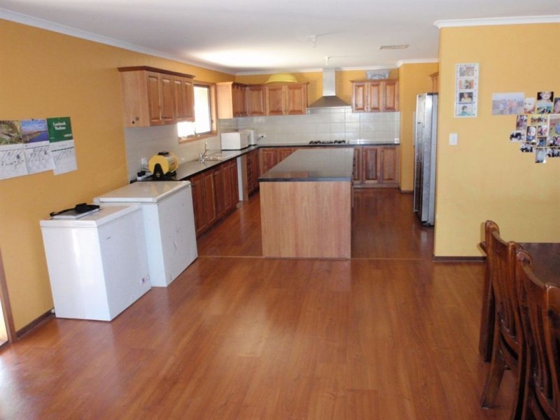 2235 Mt Damper Road, Minnipa SA 5654