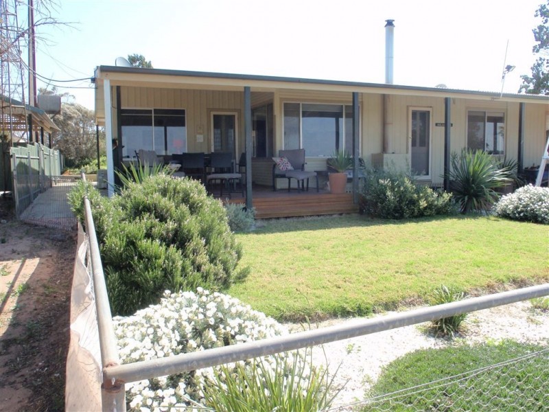 253 Carrick Road, Warramboo SA 5650