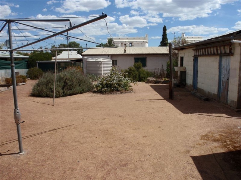 41 Thomas St, Minnipa SA 5654