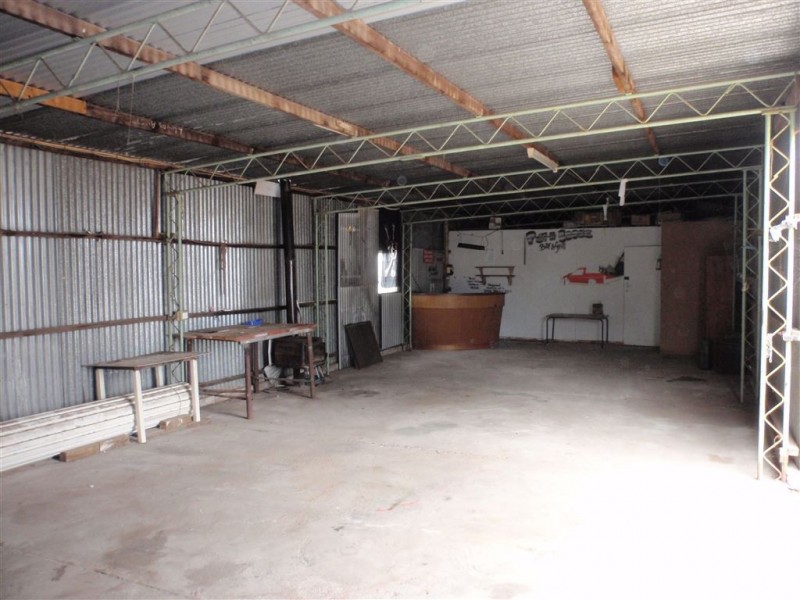 24 Eyre Highway, Wudinna SA 5652